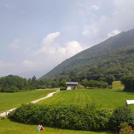 Panoramic Green Valley Sulzano Buitenkant foto