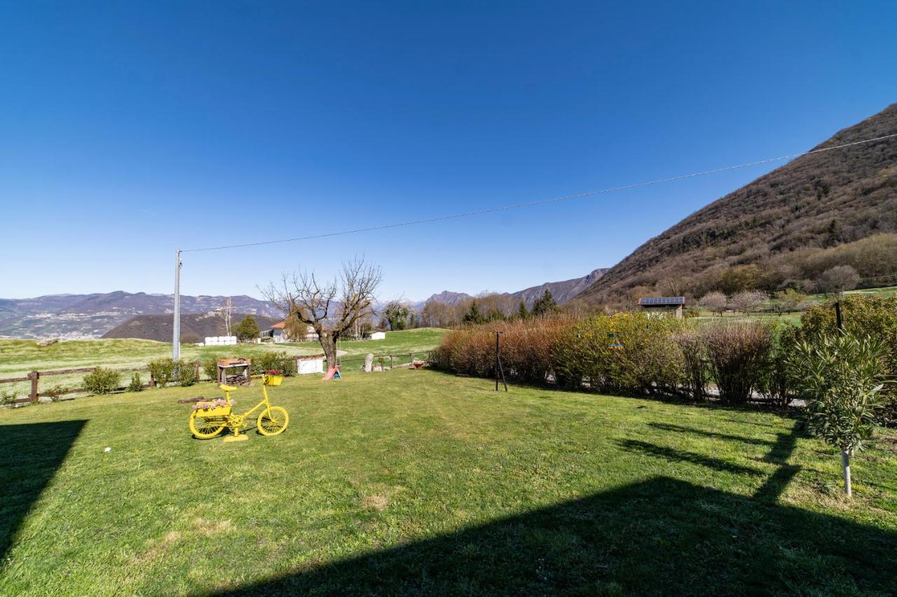 Panoramic Green Valley Sulzano Buitenkant foto